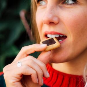 Michel et Augustin Chocolate Cookie Squares - Image 8